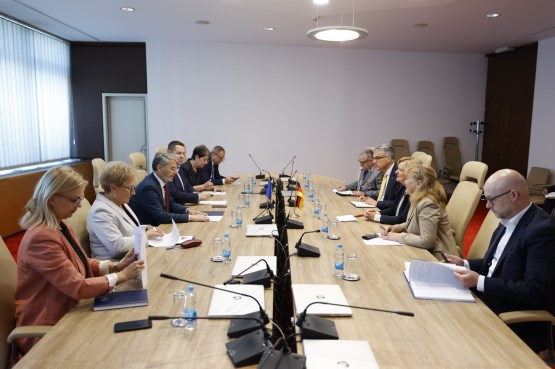 The members of the leadership of the Joint Committee for Defense and Security of Bosnia and Herzegovina held a meeting with the Commissioner for Defense Affairs of the Bundestag of the Federal Republic of Germany